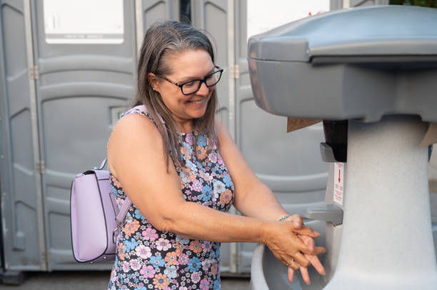 Best Affordable portable toilet rental  in Belford, NJ